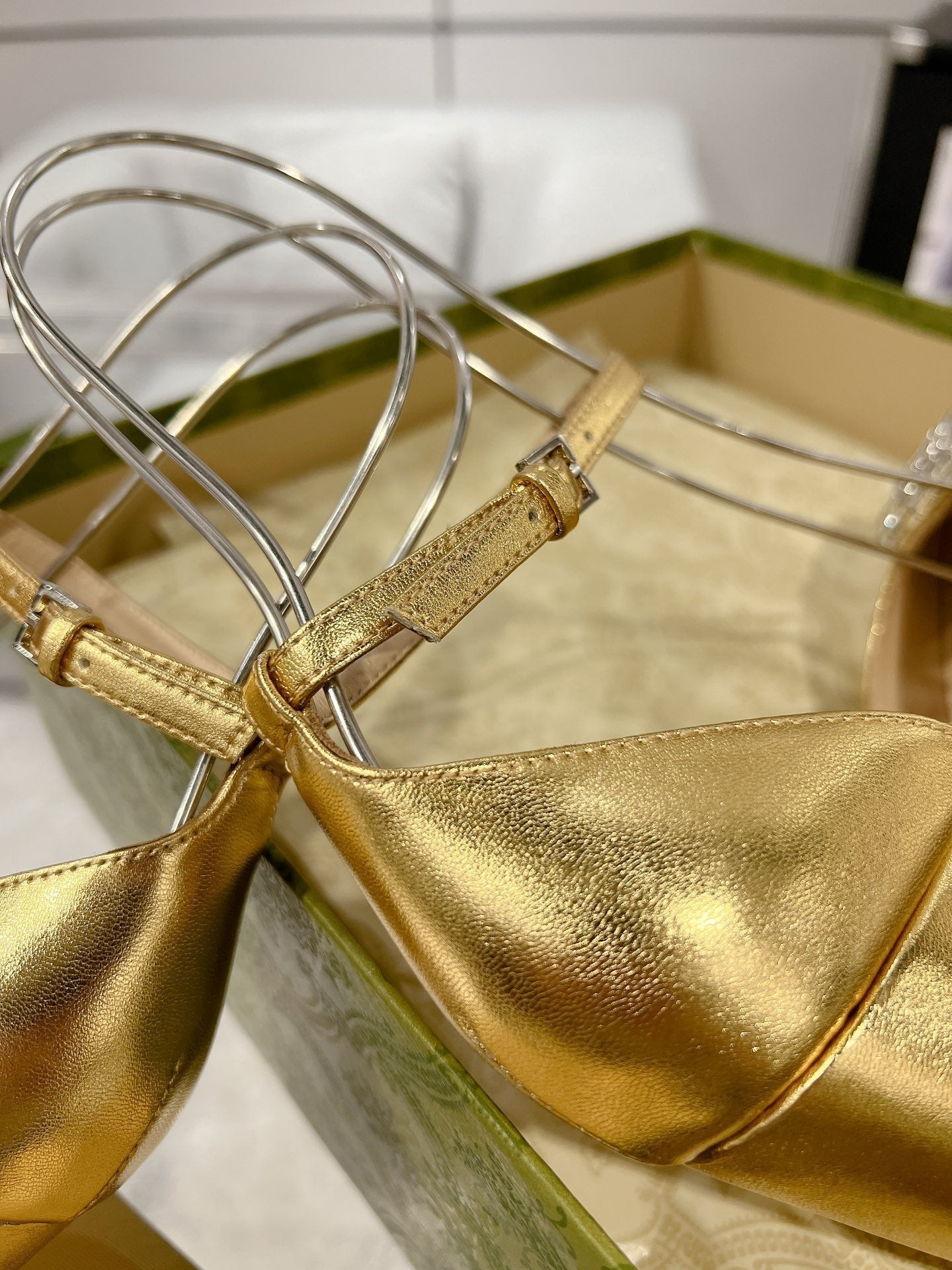 G* New high heels with crystal diamond double G buckle