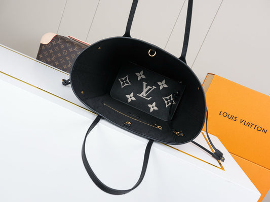 New 💯 ladies' bags