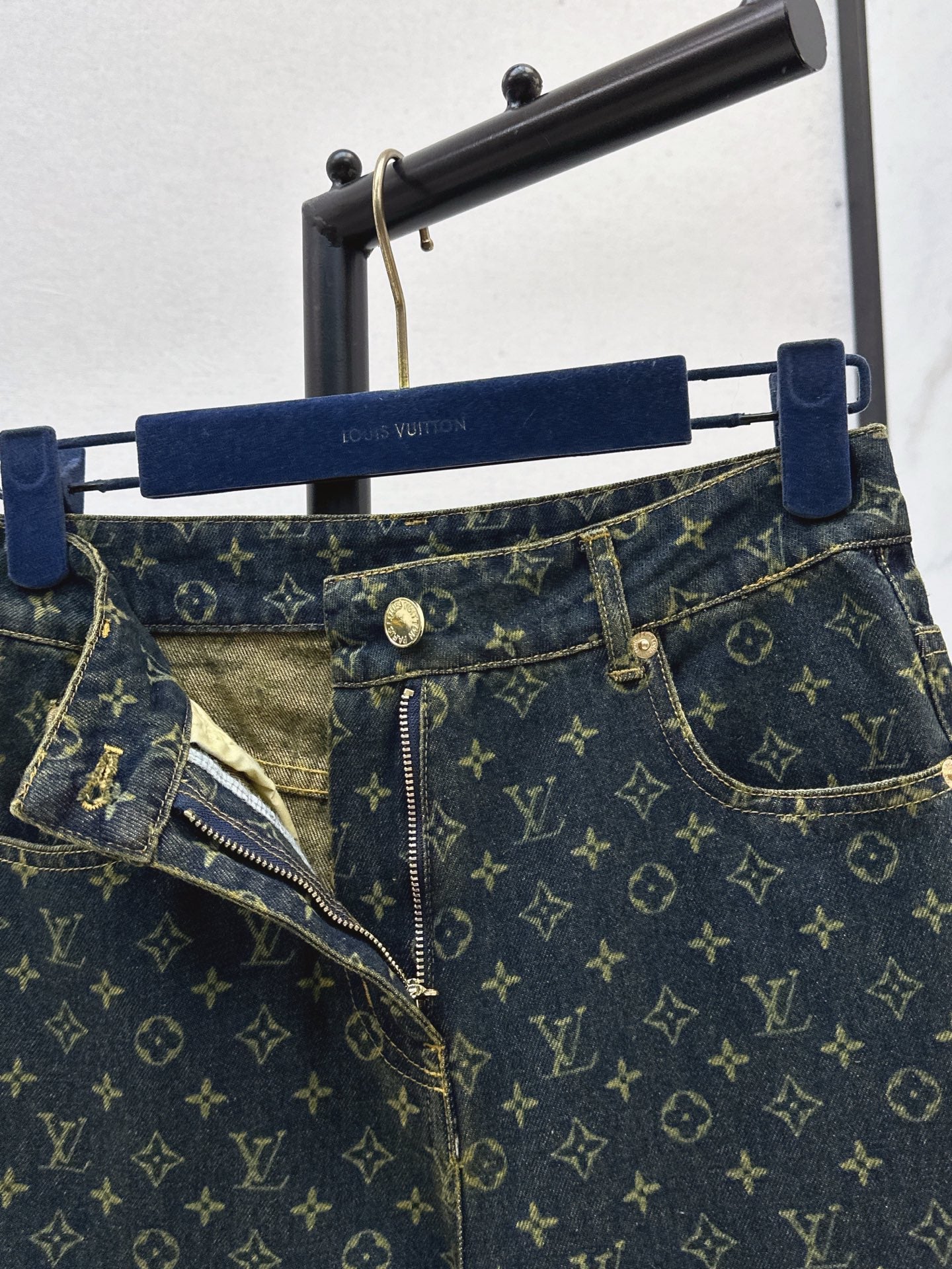 Louis NEW Printed jeans