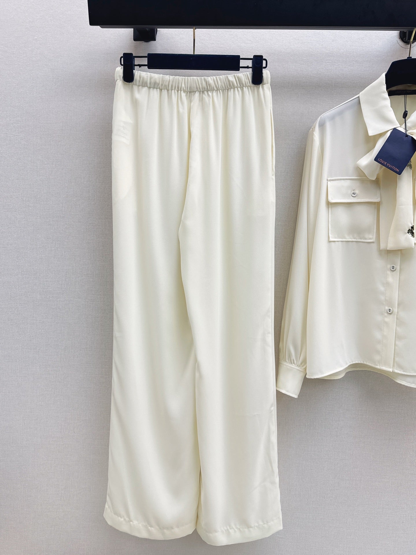 Louis NEW Temperament suit