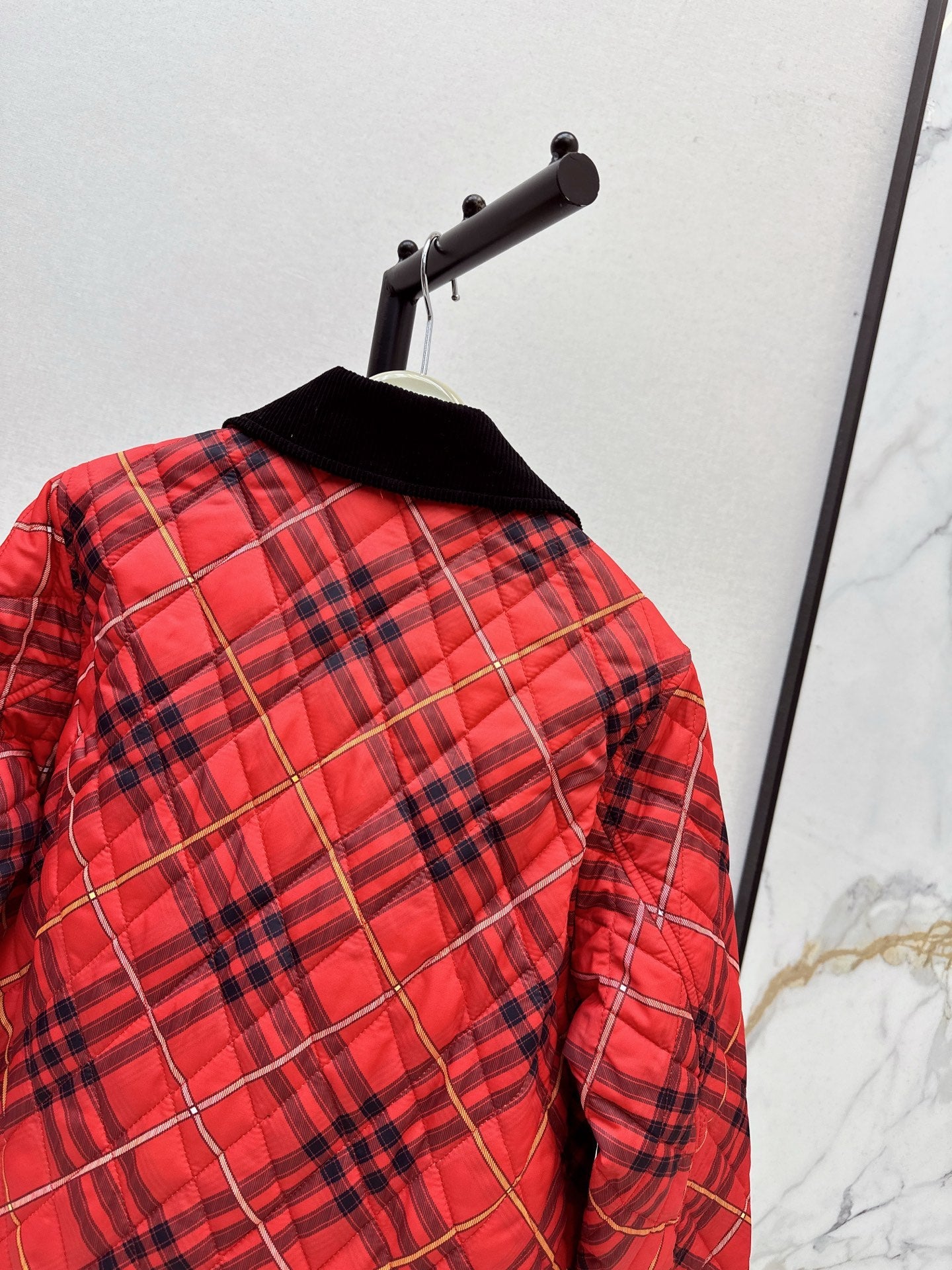 Bur NEW plaid jacket