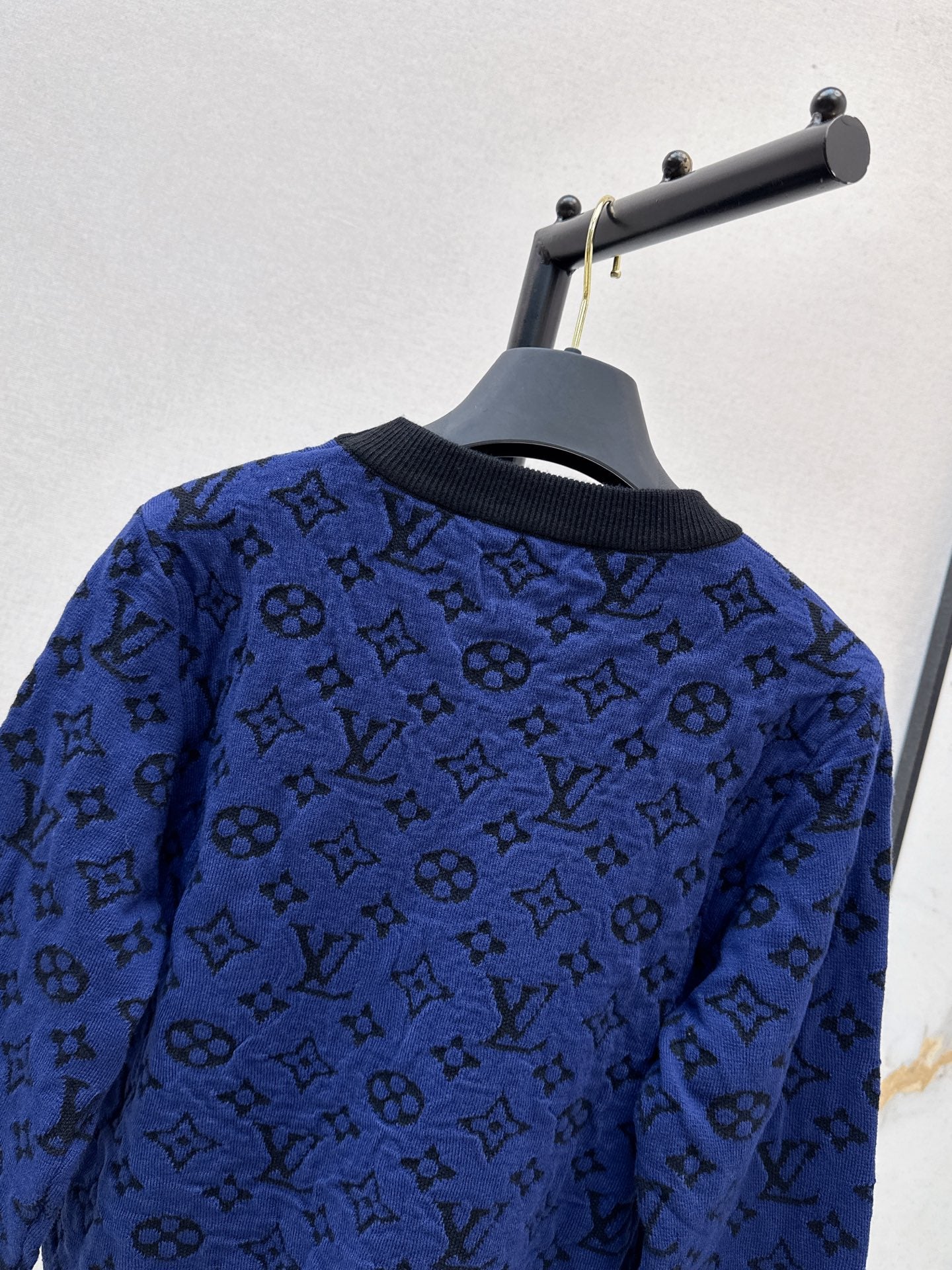 Louis NEW wool sweater