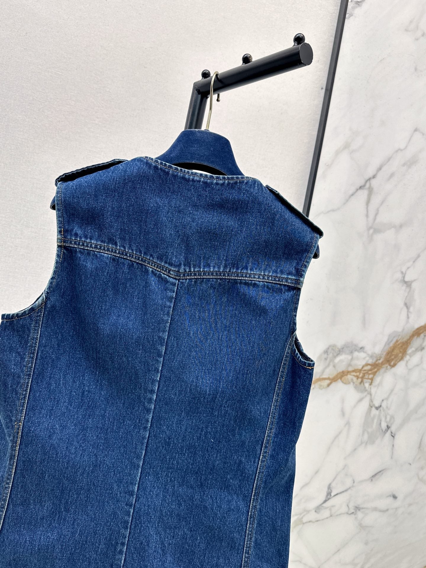 Louis NEW sleeveless denim dress