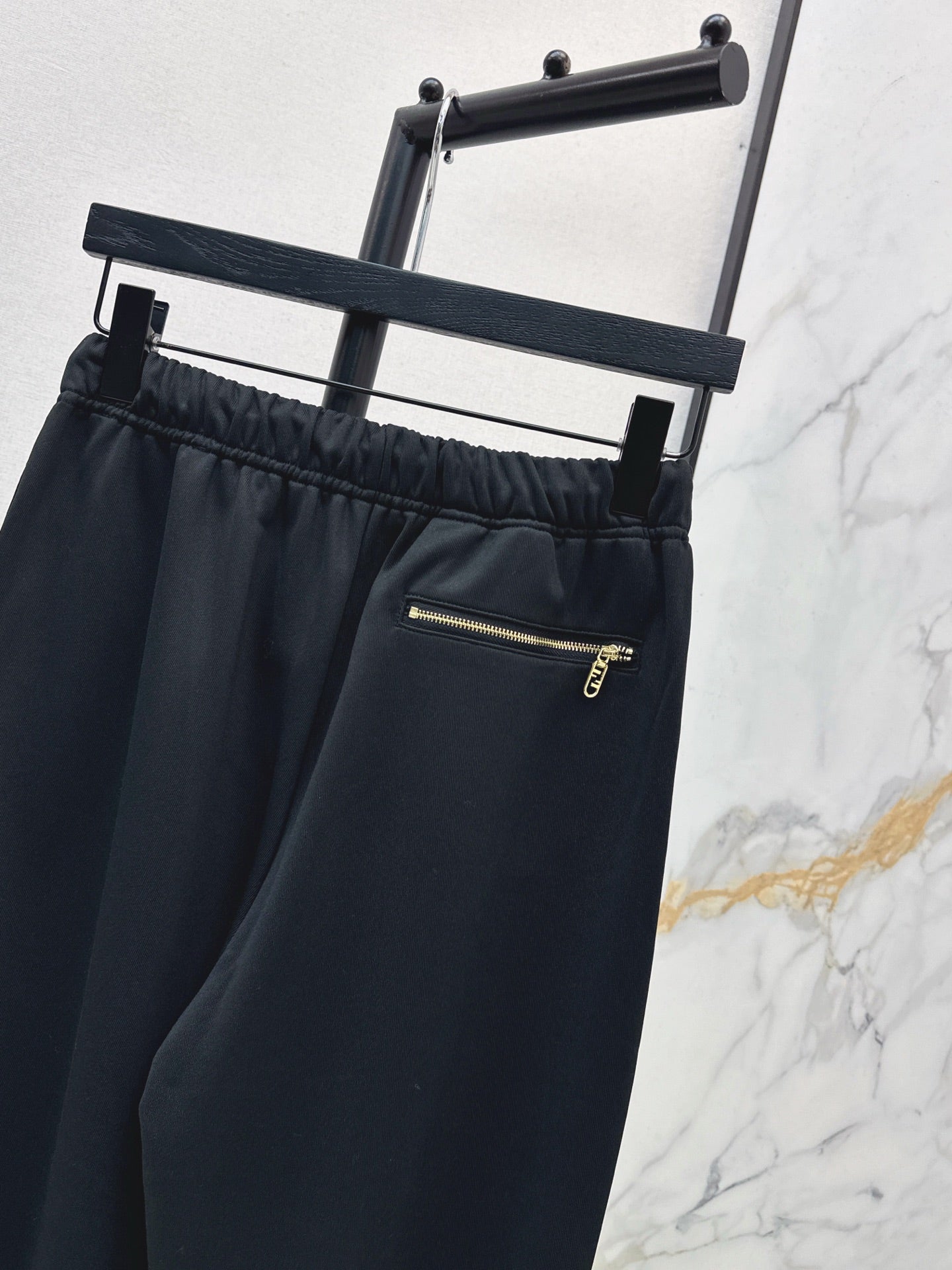 Fend NEW casual pants