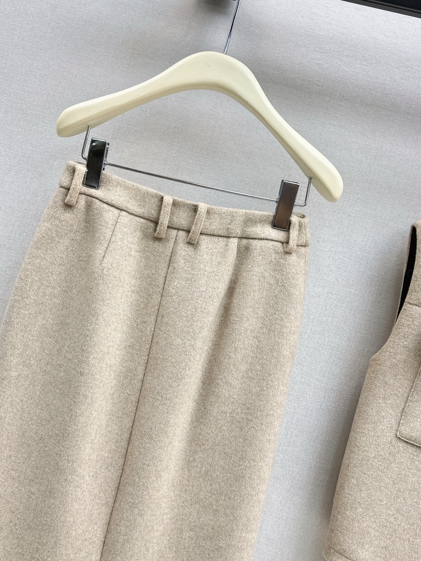 Brun NEW woolen skirt