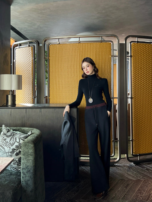 Brun NEW Straight pants