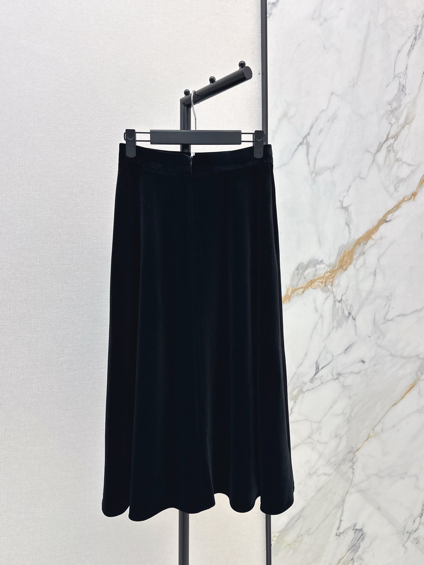 CD NEW velvet skirt