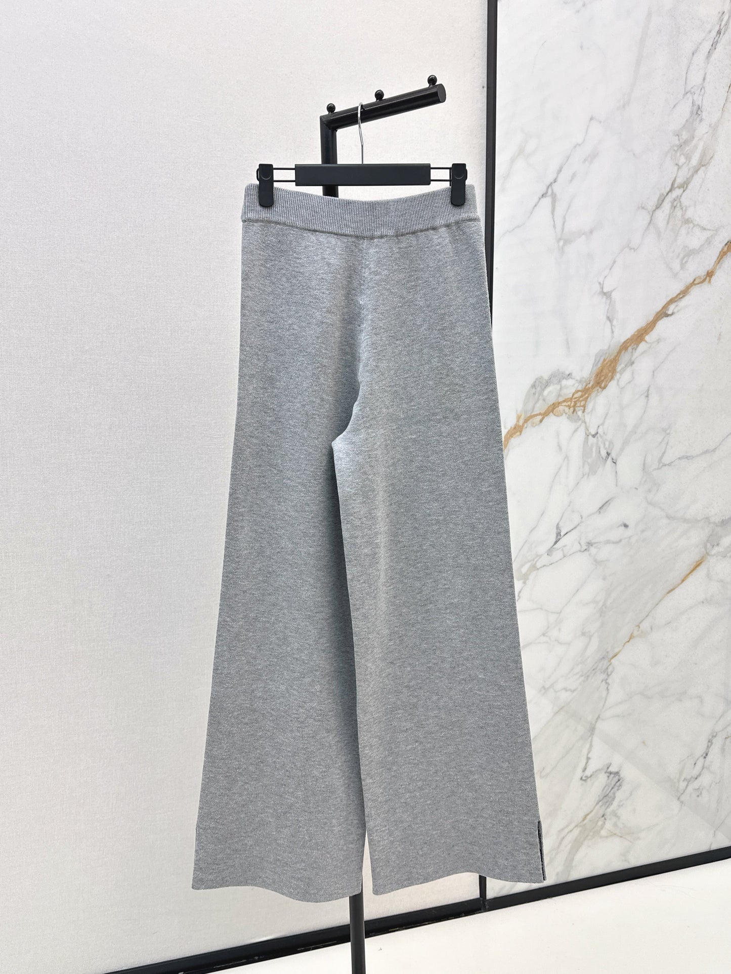 CD NEW Double-faced cashmere pants