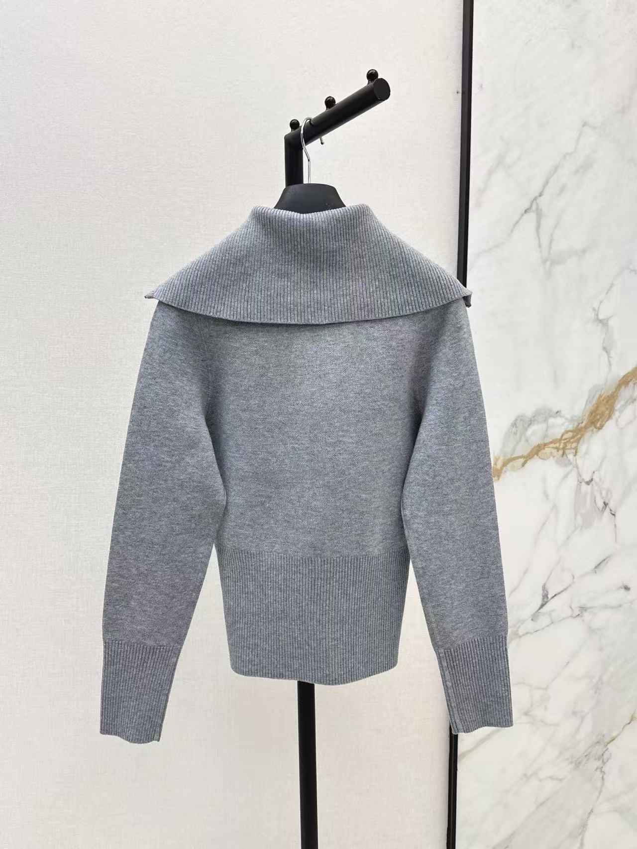 CD NEW Reversible cashmere jacket