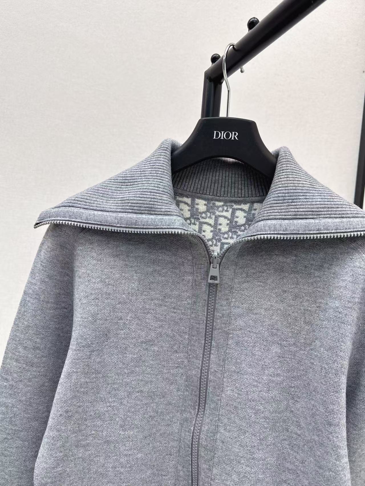 CD NEW Reversible cashmere jacket