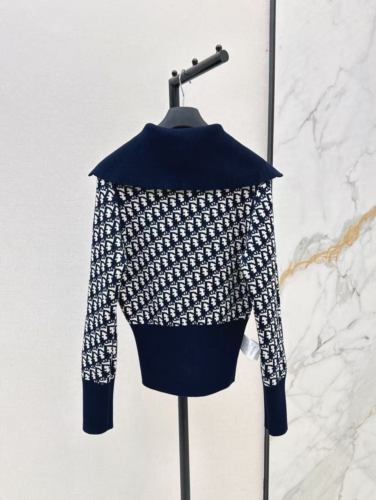 CD NEW Reversible cashmere jacket