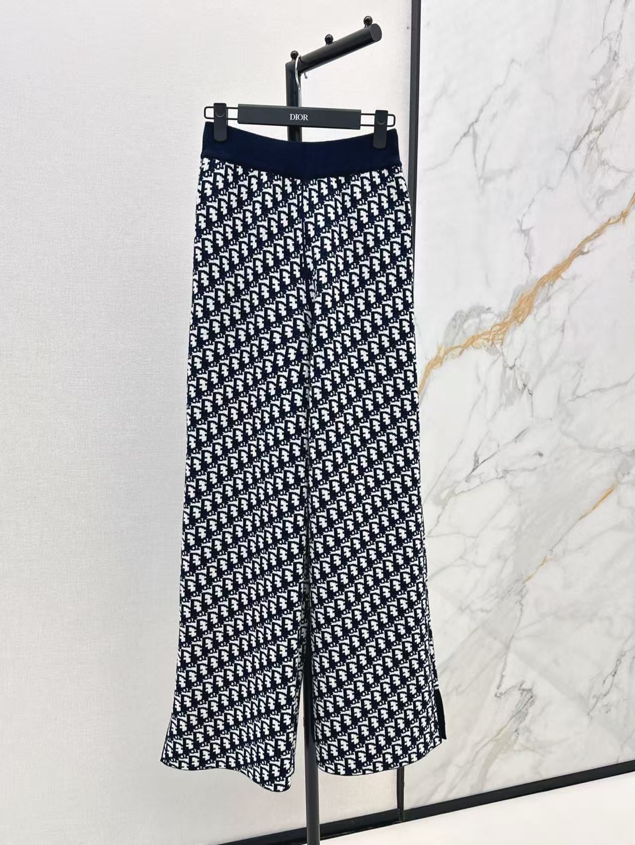 CD NEW Double-faced cashmere pants