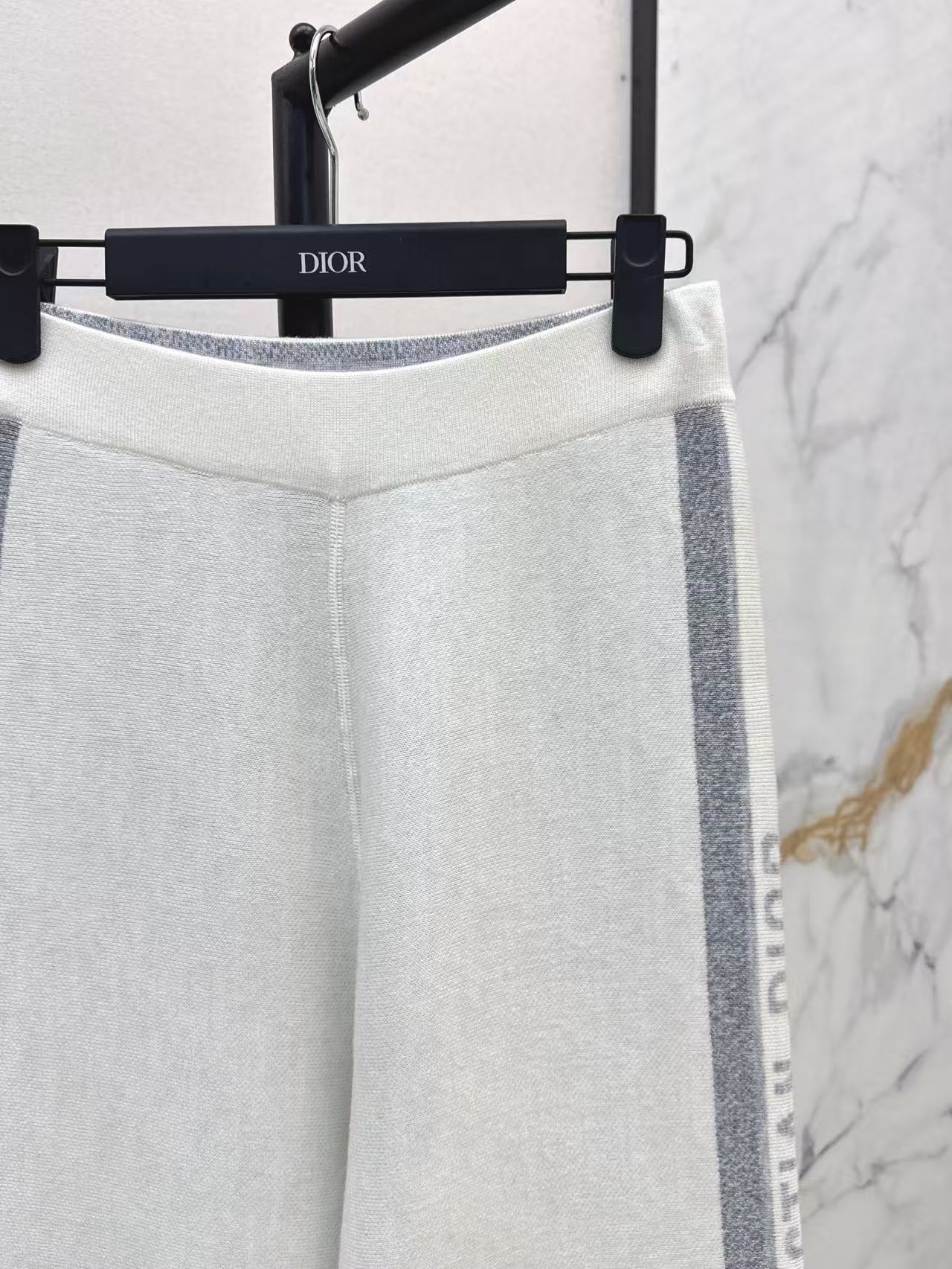 CD NEW Double-faced cashmere pants