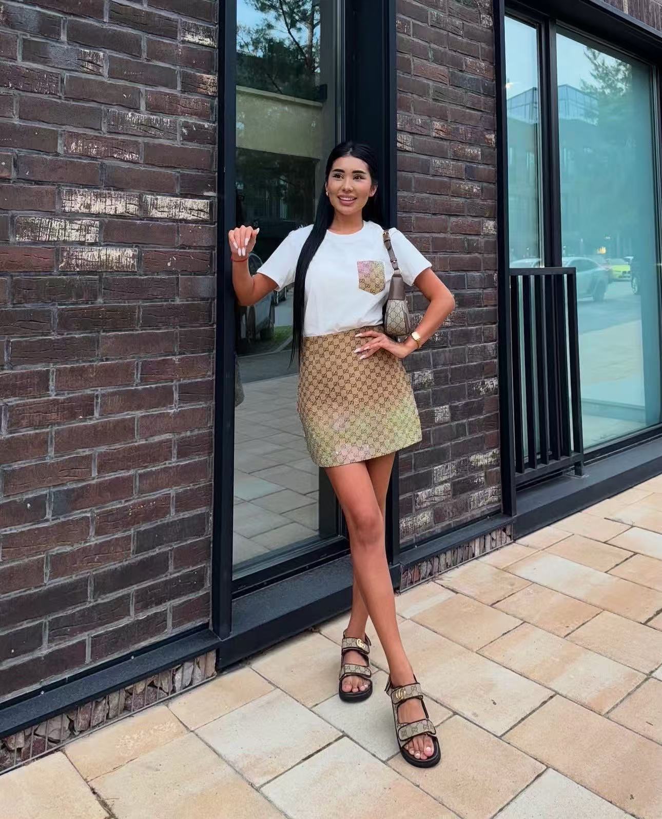 Guc NEW jacquard rhinestones skirt