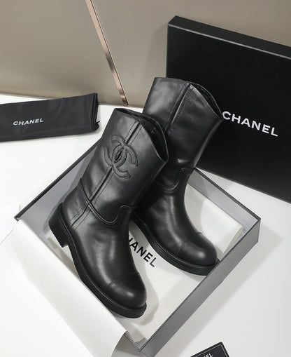 Chan New boots