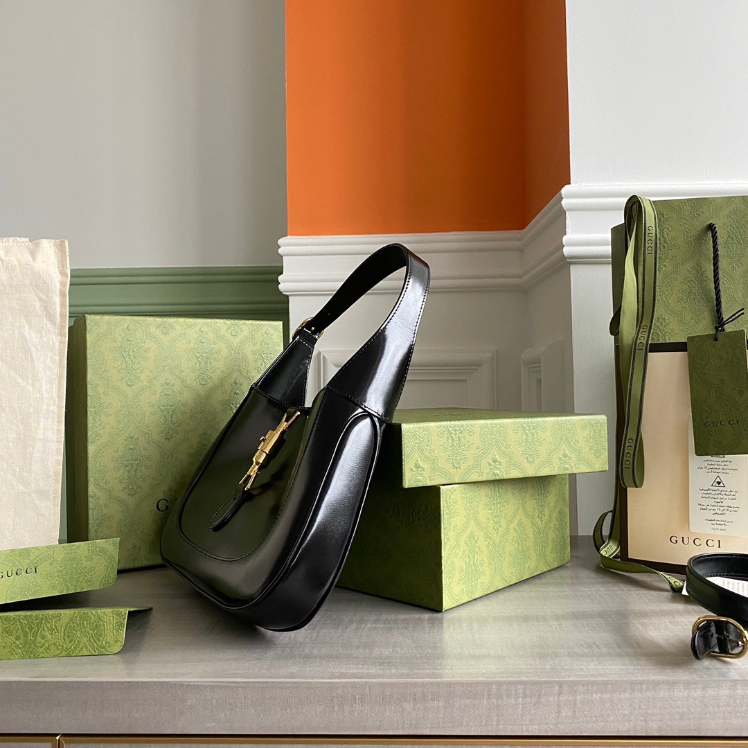 GC Jackie1961 Black Red Blue Pink White