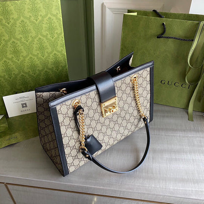 GC  Padlock medium shoulder bag tote Beige/ebony GG Supreme canvas, with brown leather detail