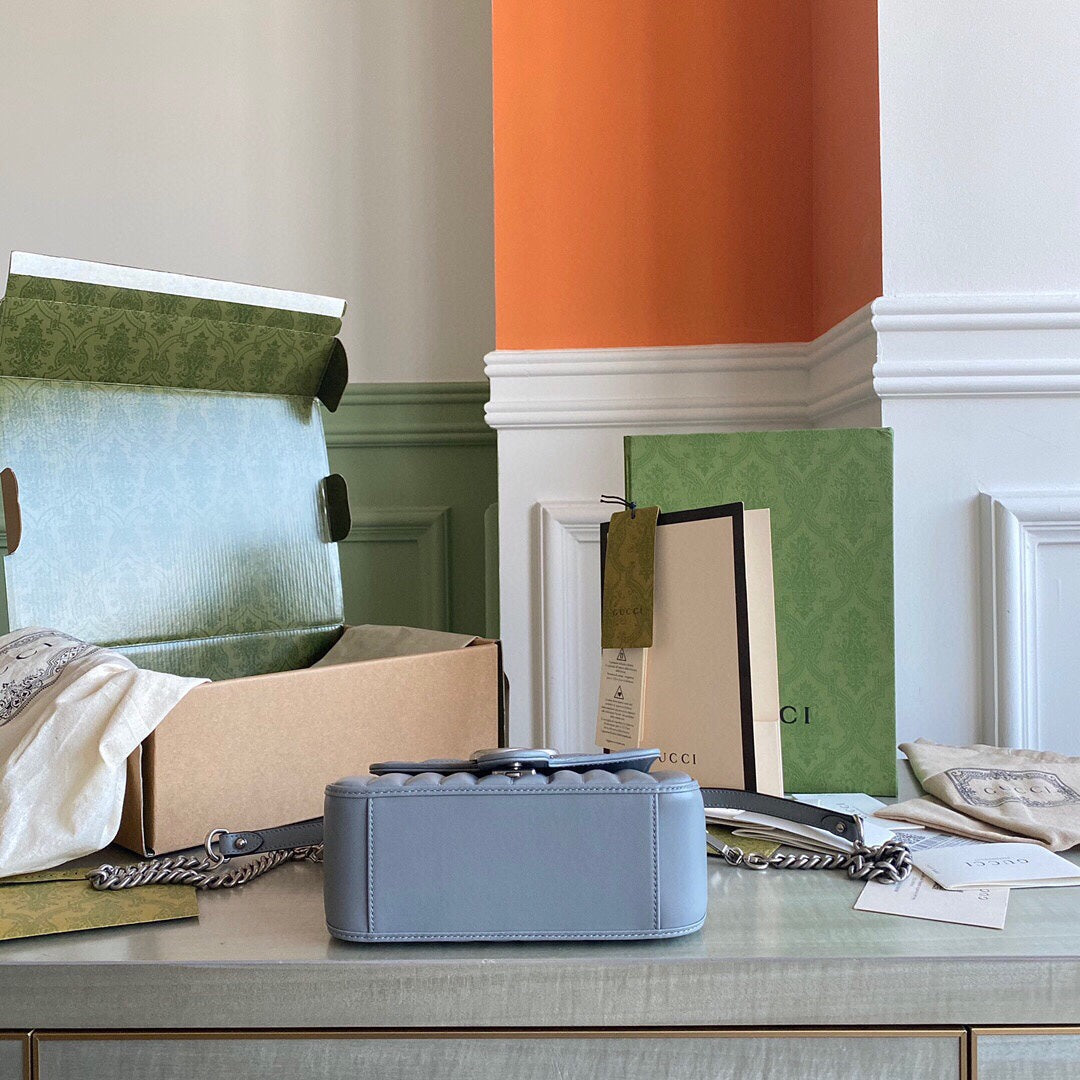 GC Marmont matelassé chevron leather Black / White / Dusty Pink / Gray Blue