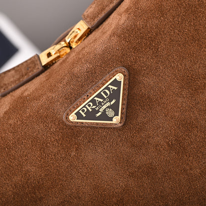 PD  Medium Nubuck leather handbag