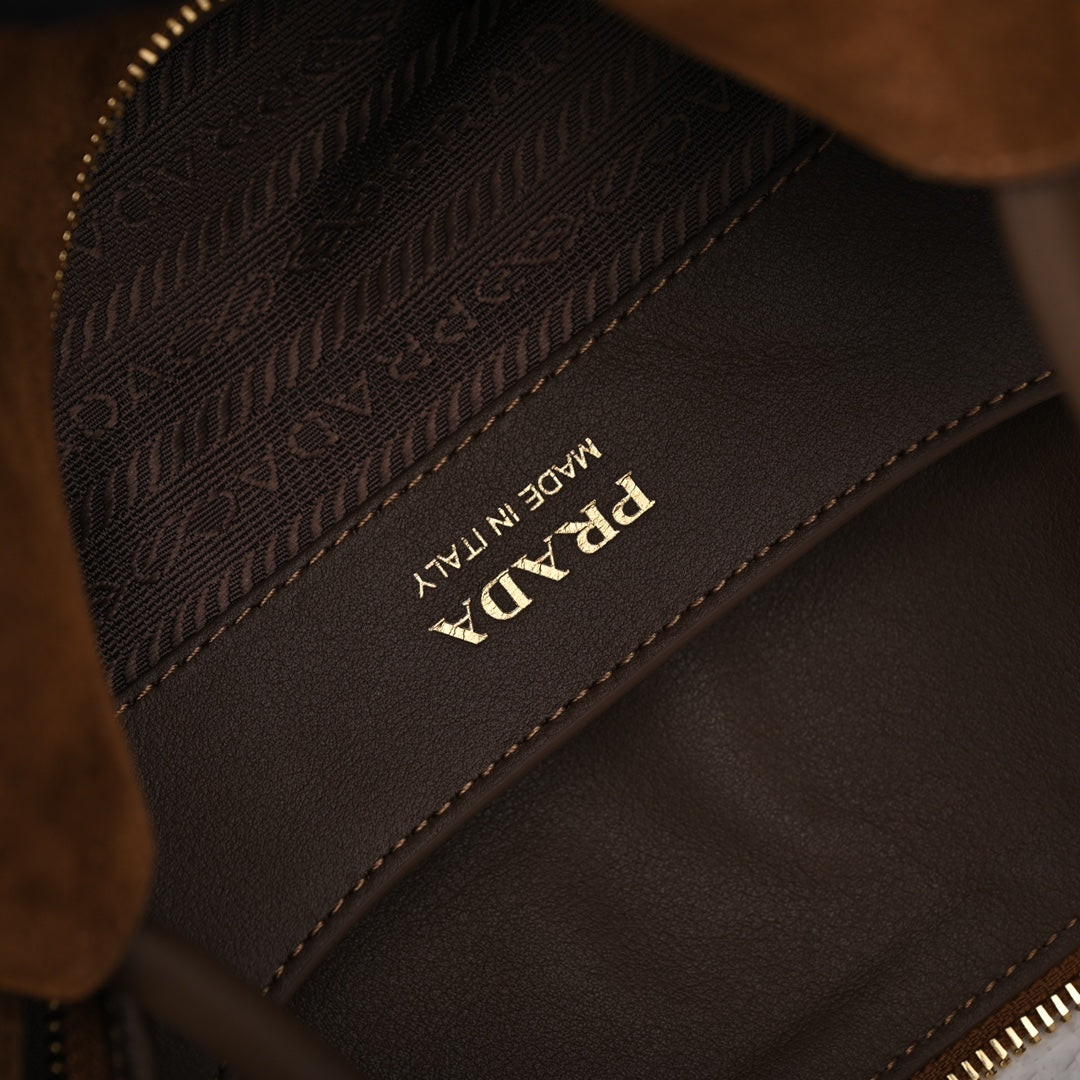 PD  Medium Nubuck leather handbag