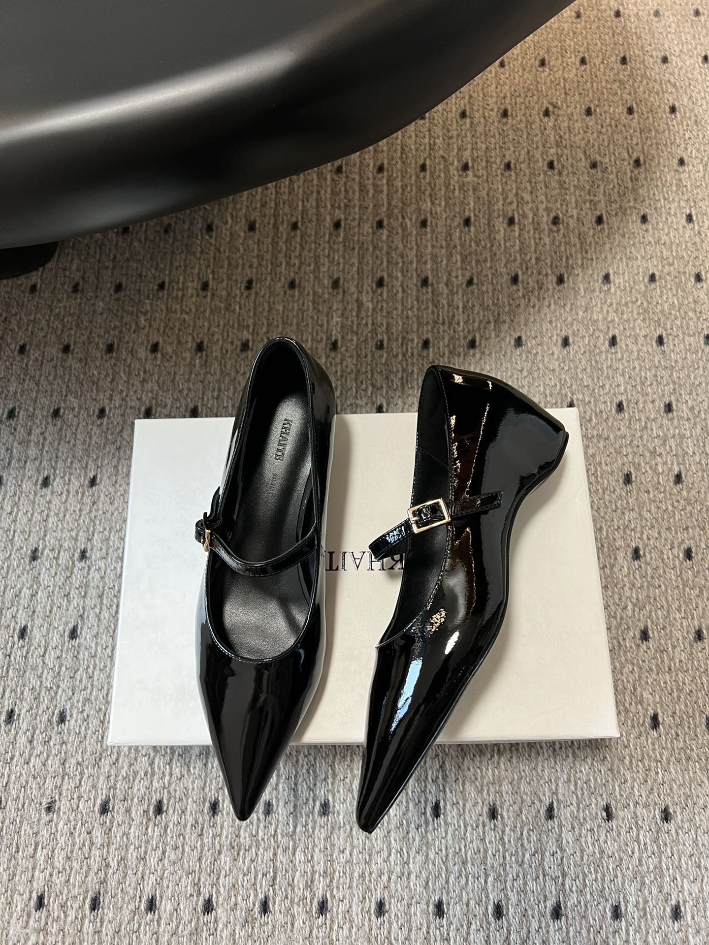 K* 25ss pointed toe shoes