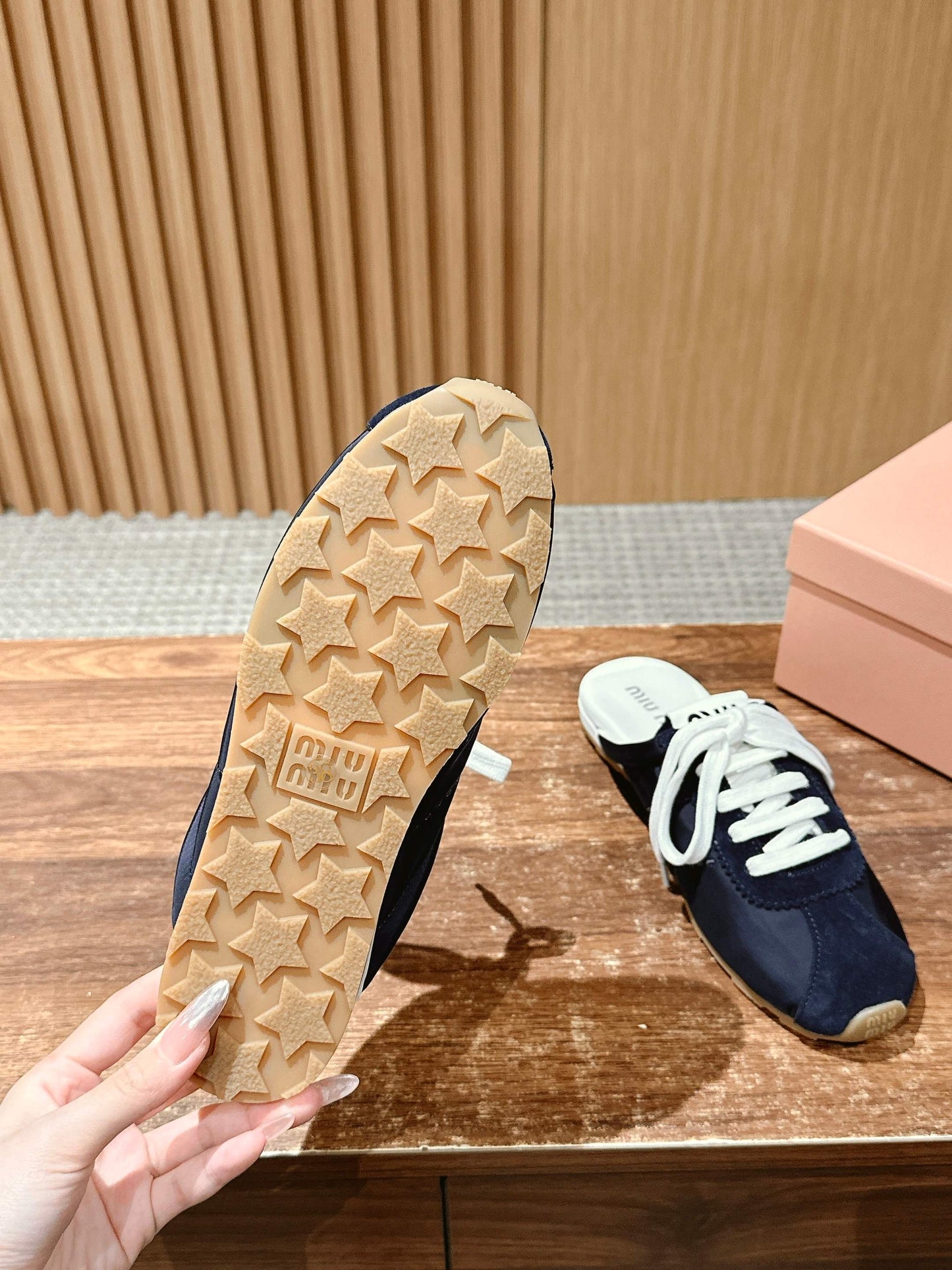 𝐌𝐈* 𝐌𝐈* 𝟮𝟬𝟮𝟱/𝐬𝐬 new slippers