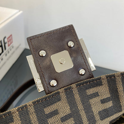 High quality 💯 ladies bag