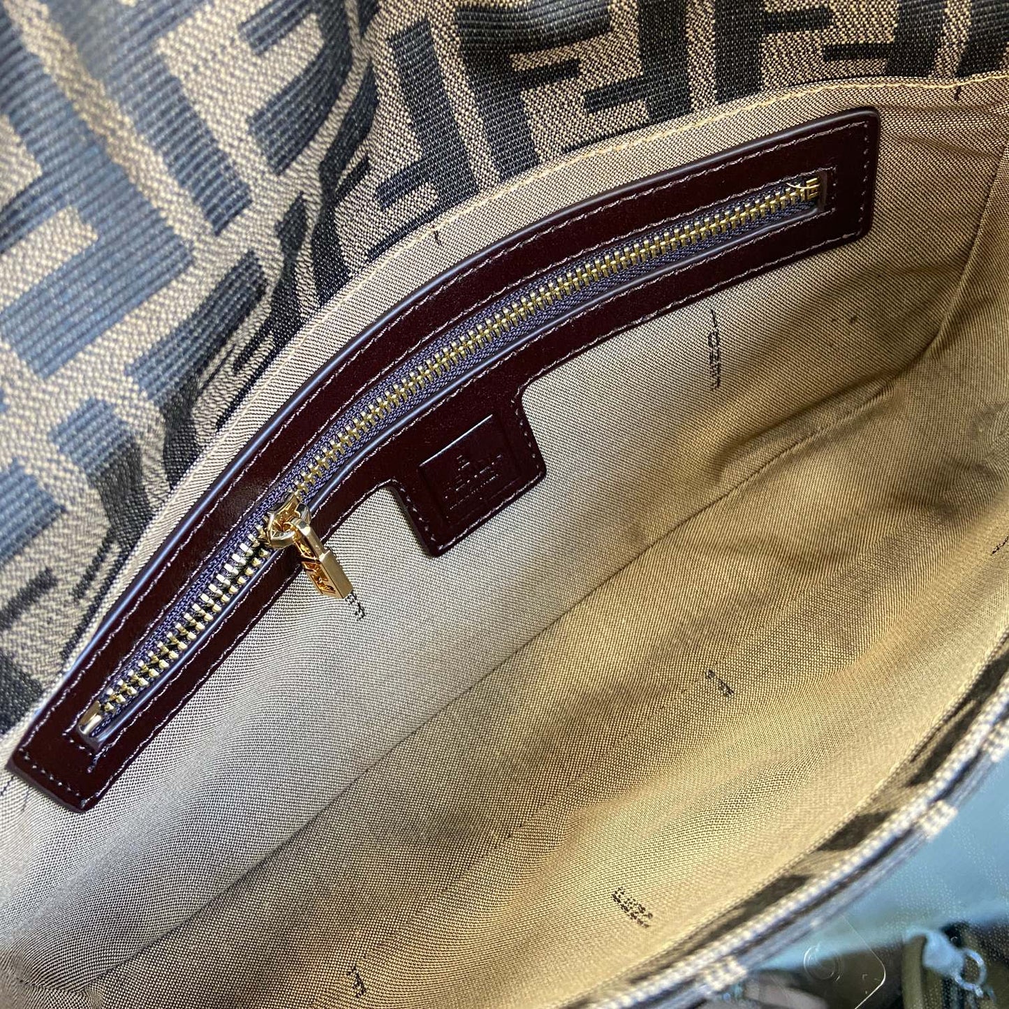 High quality 💯 ladies bag