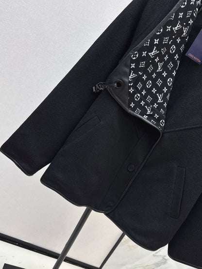 Louis 25fw Cropped Cape Coat