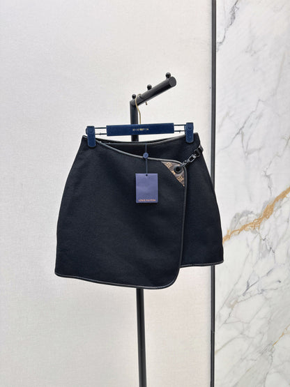 Louis 25fw skirt