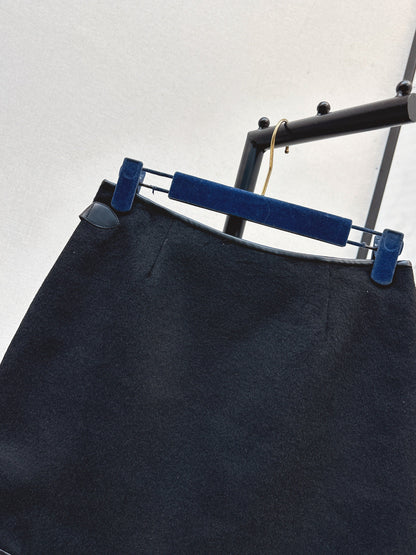 Louis 25fw skirt