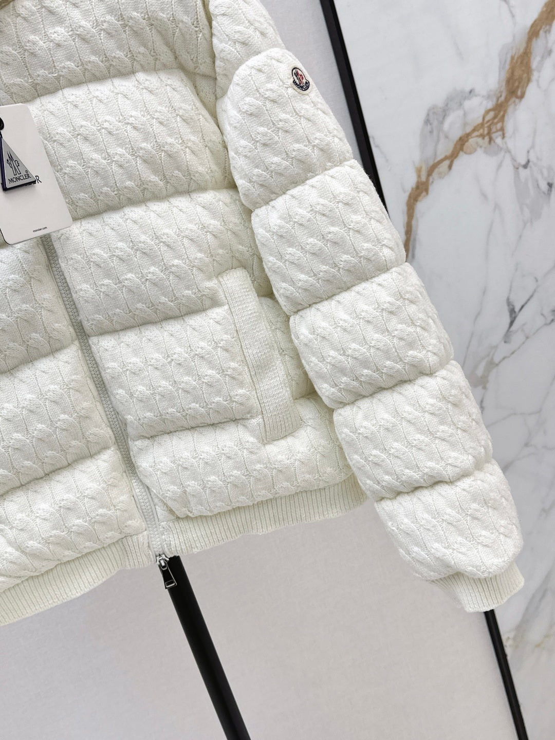 Monc 25fw down jacket