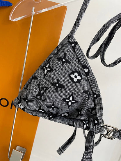 New style L swimsuit