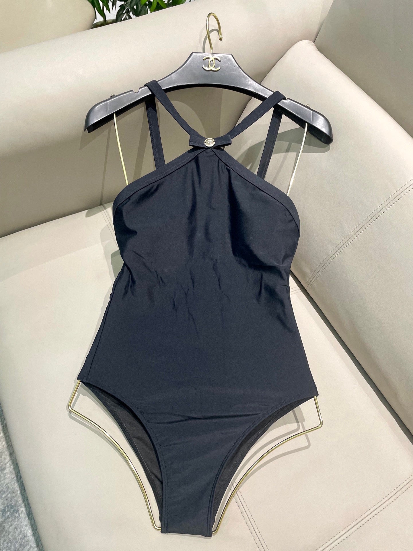 New style L swimsuit