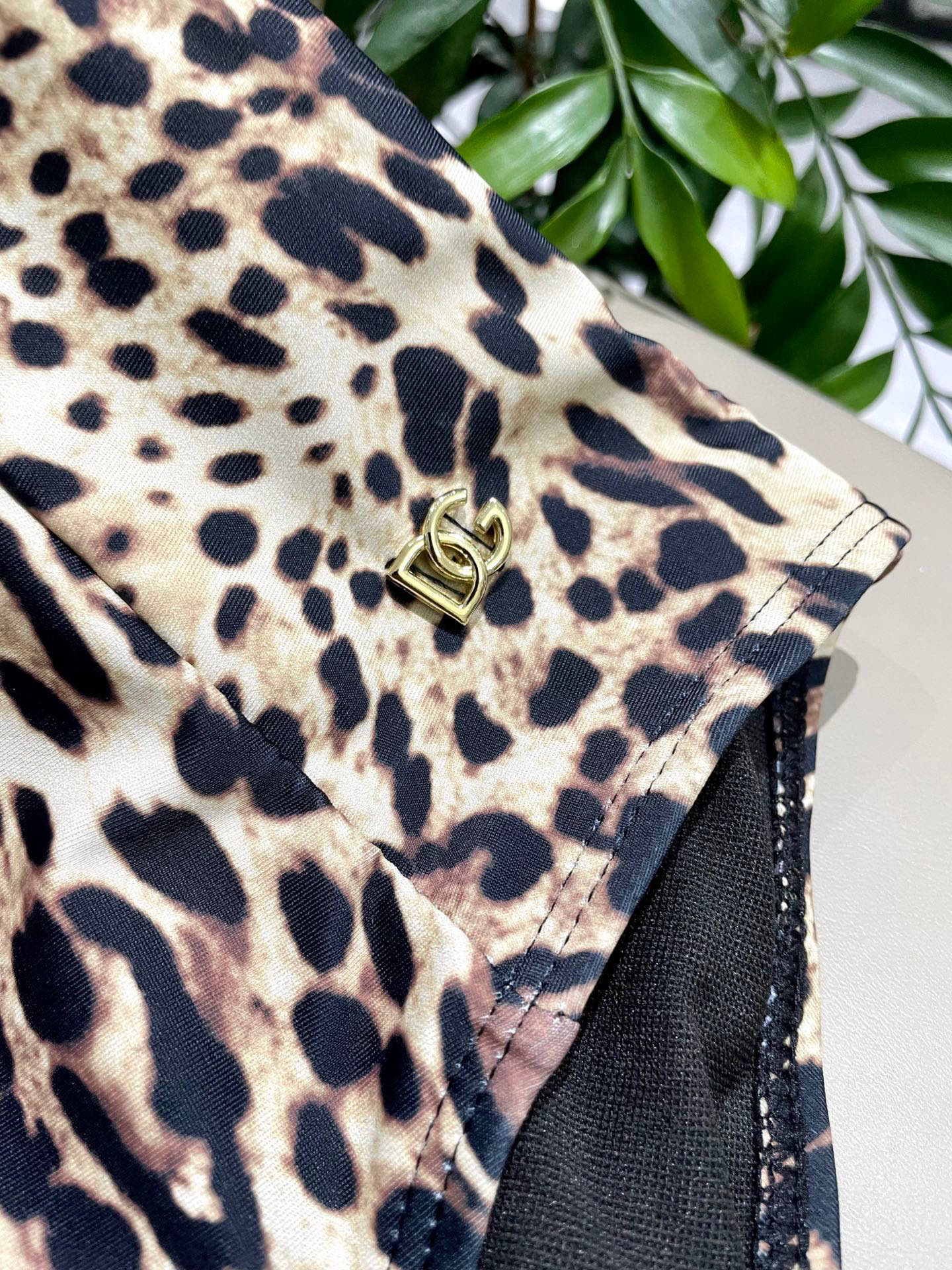 New style L swimsuit