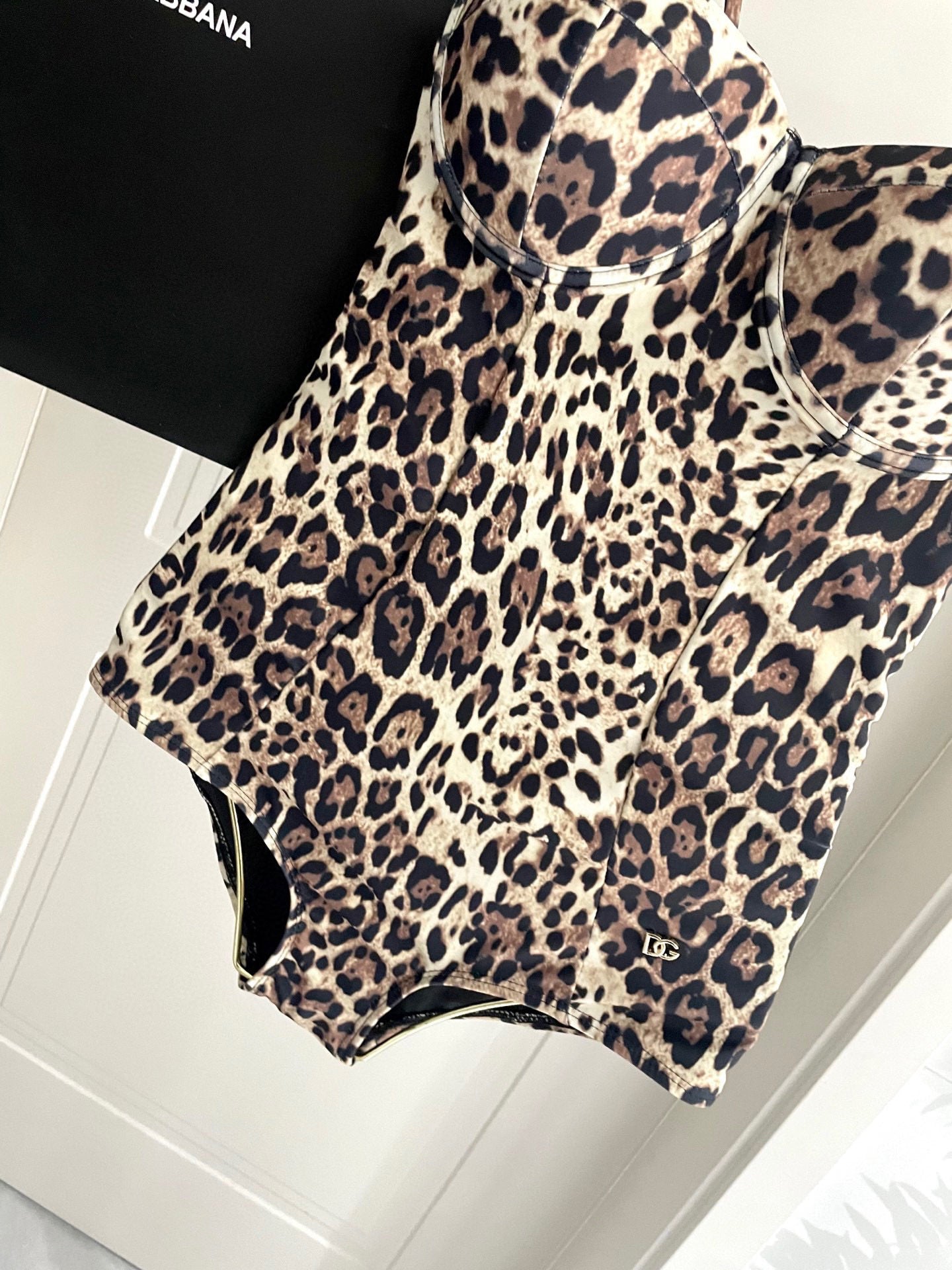 New style L swimsuit