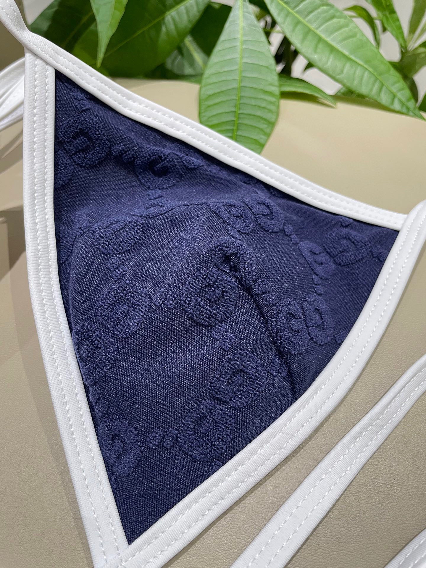 New style L swimsuit