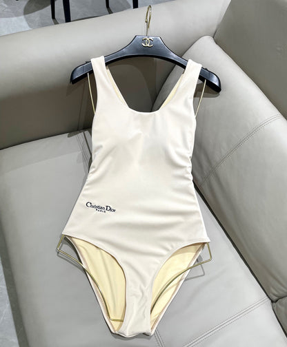 New style L swimsuit