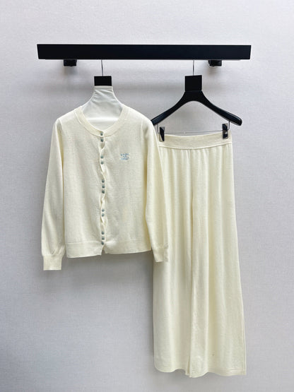 CD New embroidered cardigan set