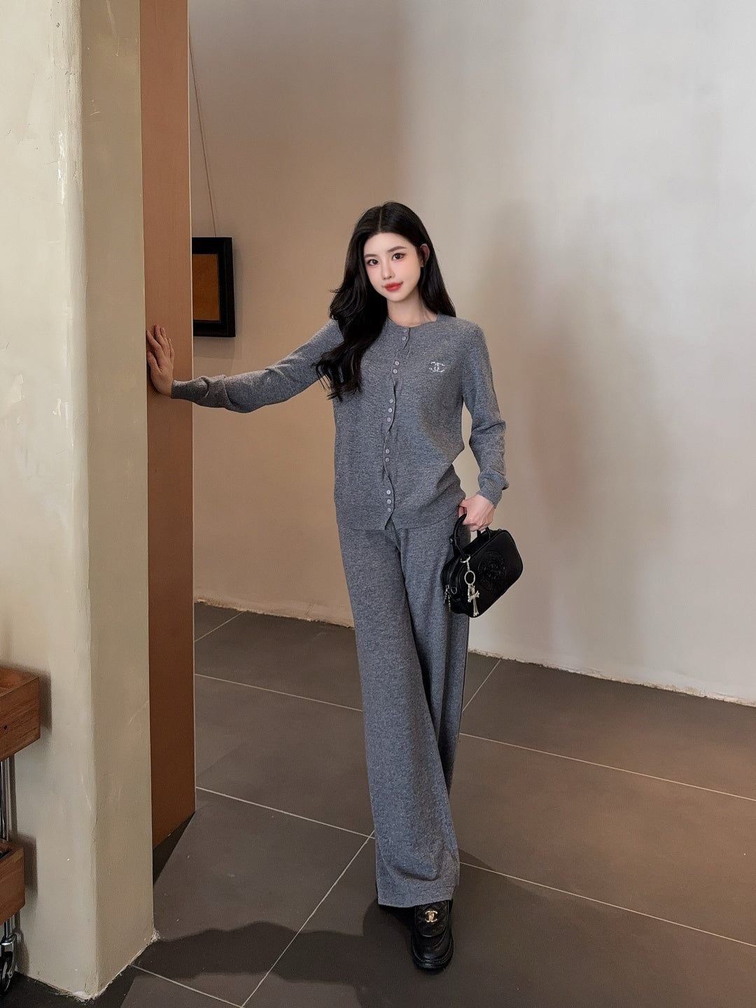 CD New embroidered cardigan set