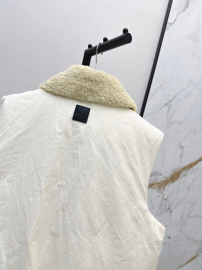 Loe New Vest down jacket