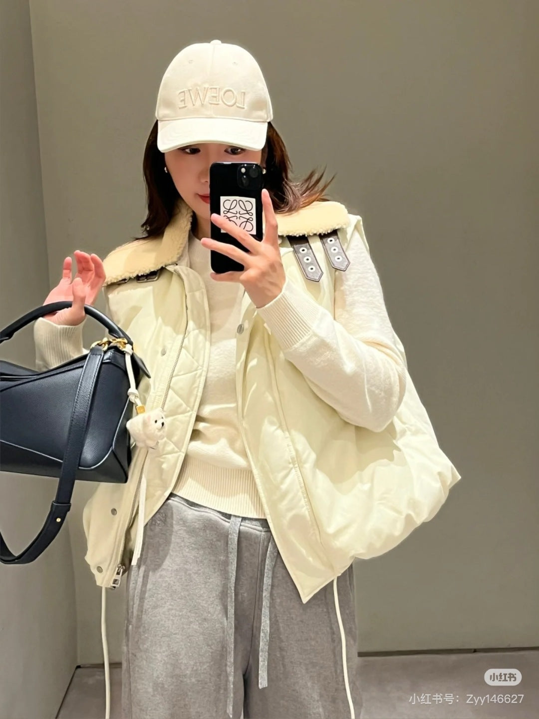 Loe New Vest down jacket