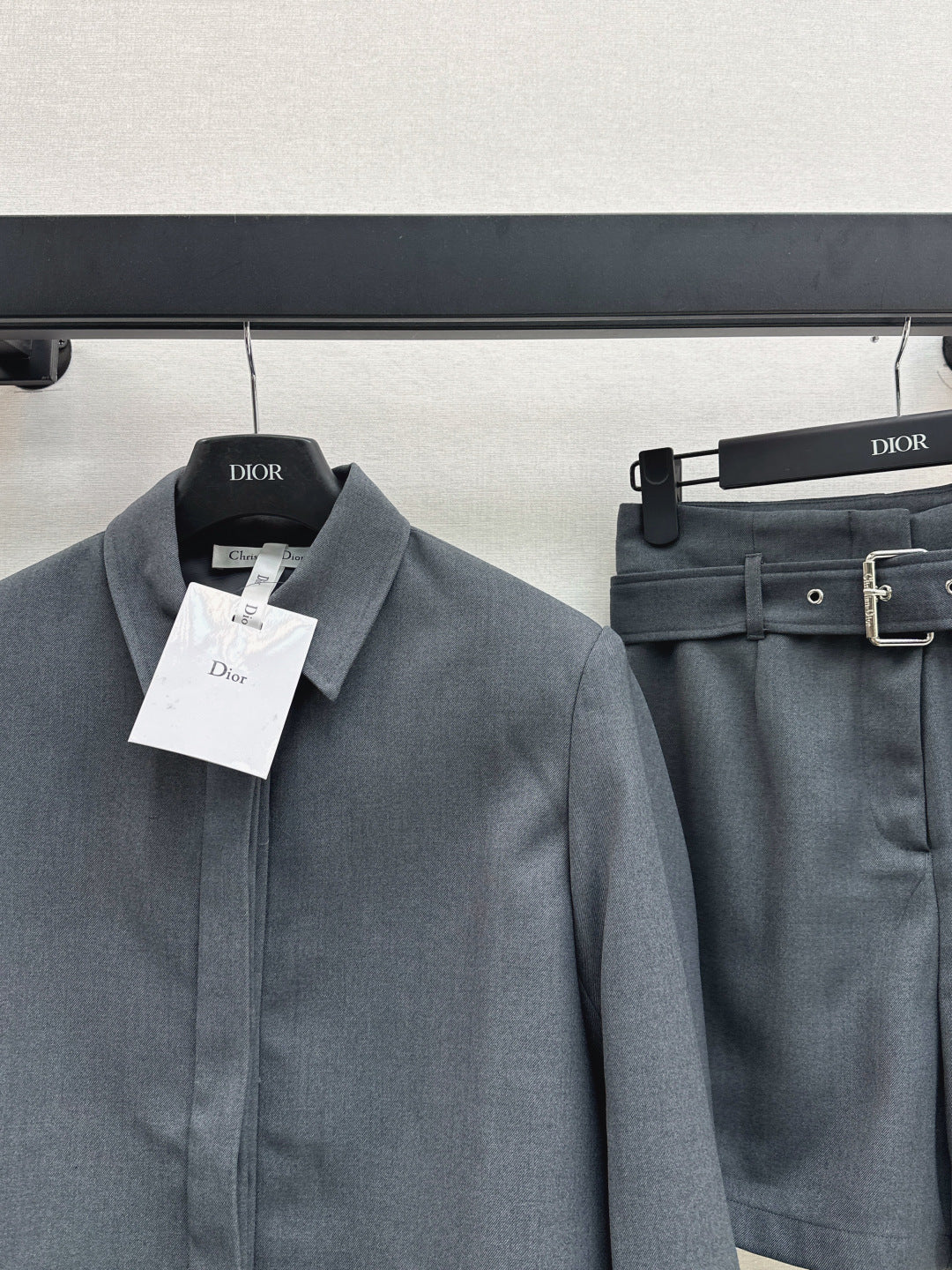 CD New embroidery suit