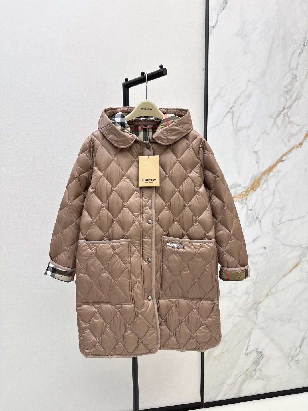 Bur New Diamond-patterned mid-length down jacket