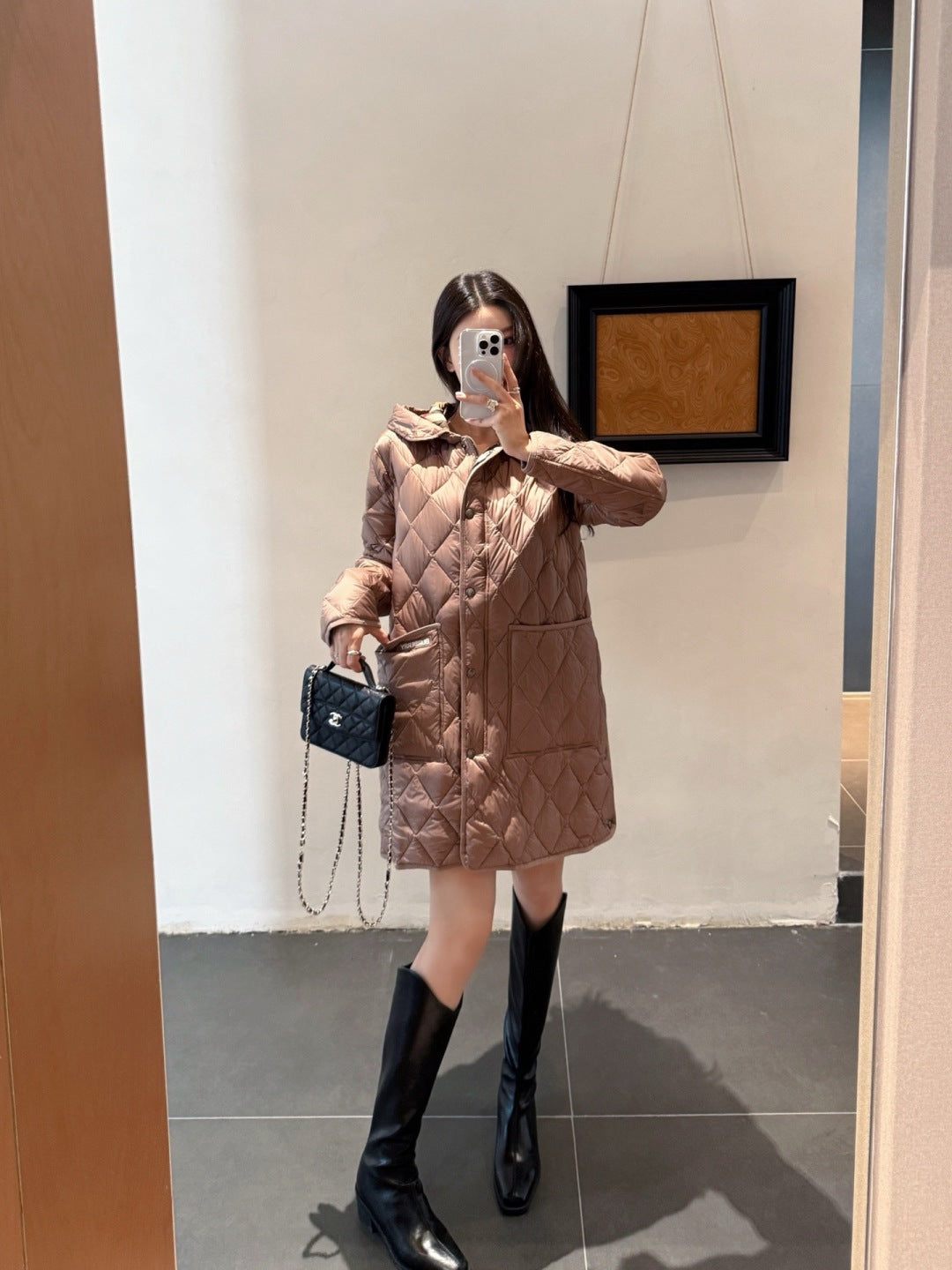 Bur New Diamond-patterned mid-length down jacket