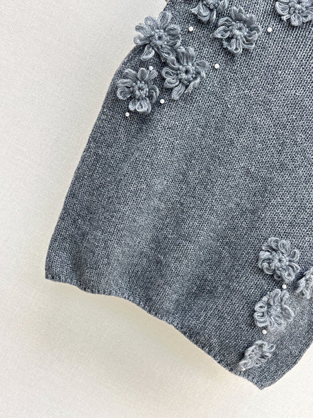 Chan  New knitted vest