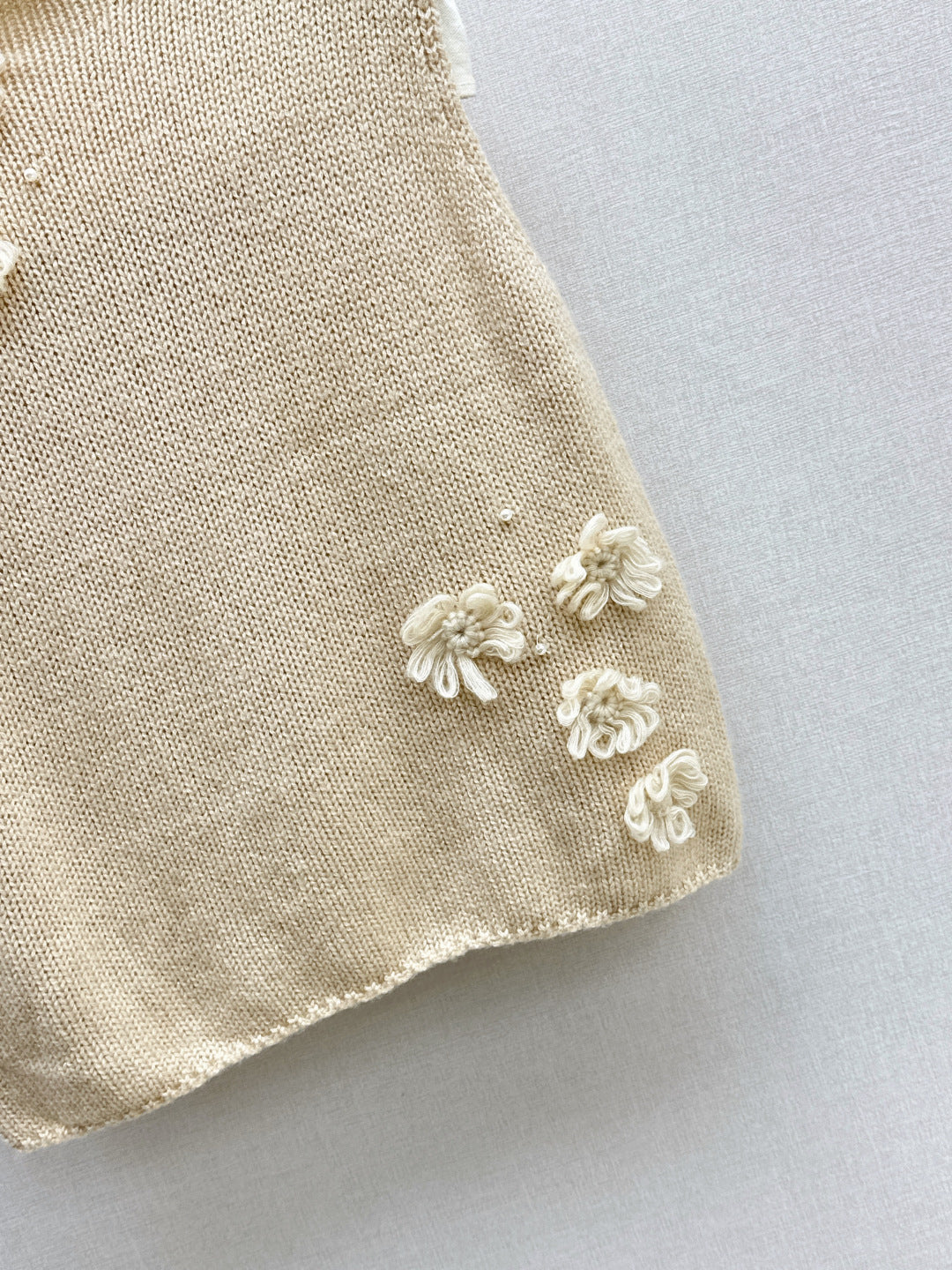 Chan  New knitted vest