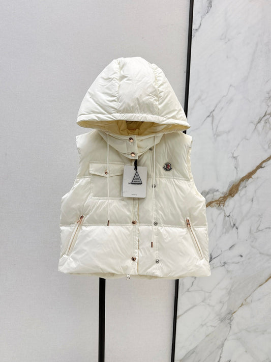 Monc  New Short stand collar down vest