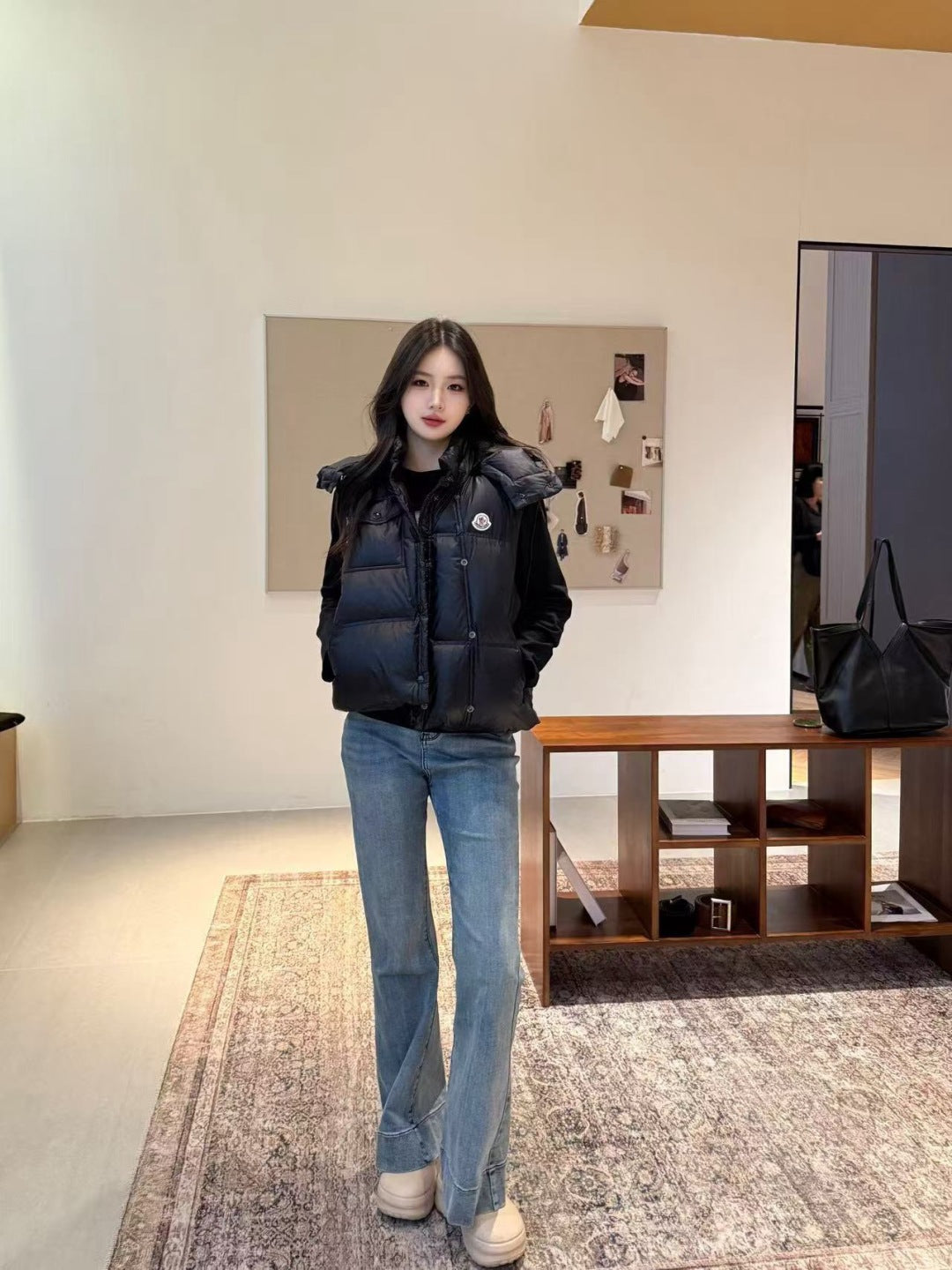 Monc  New Short stand collar down vest