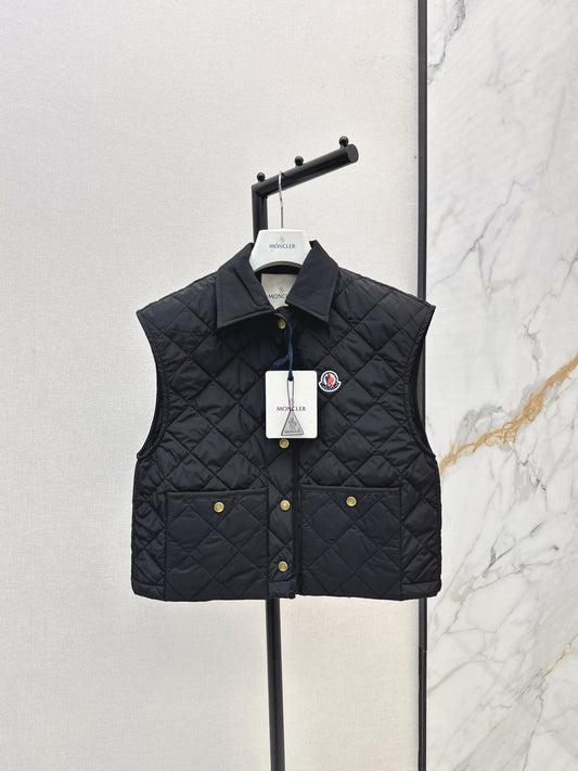 Monc  New Diamond-patterned lightweight lapel padded vest
